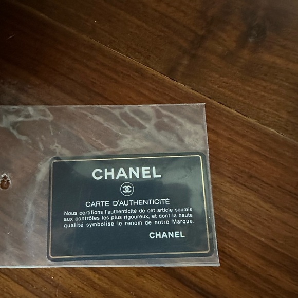 CHANEL Black Quilted Travel Bag with Diamond Pattern - Picture 12 of 16